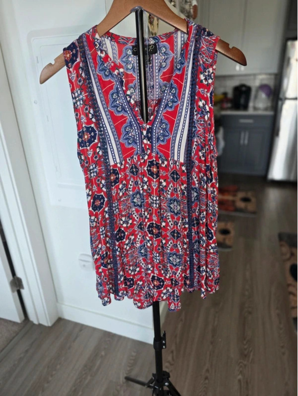 Lola P. Red and Blue Floral Sleeveless Dress Size Small